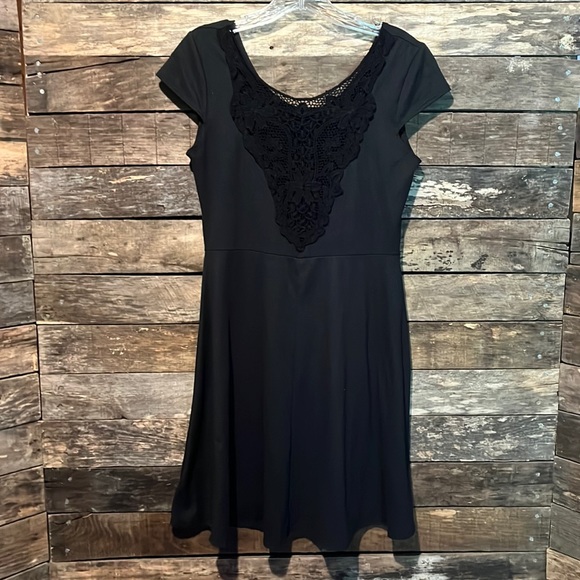 Little Black Dress Woman's size small - Picture 3 of 3